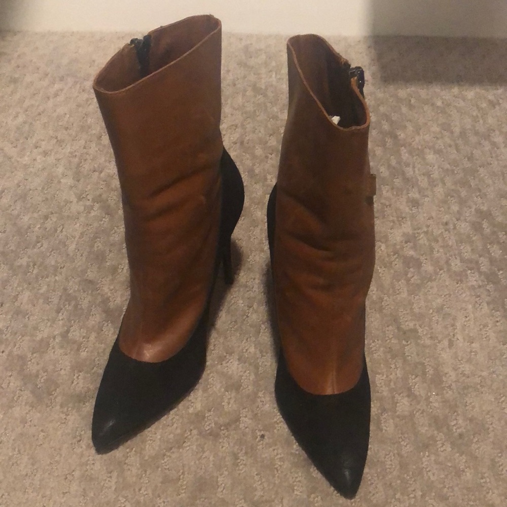 Donald J. Pliner Heeled Boots, 9 🔥🔥🔥